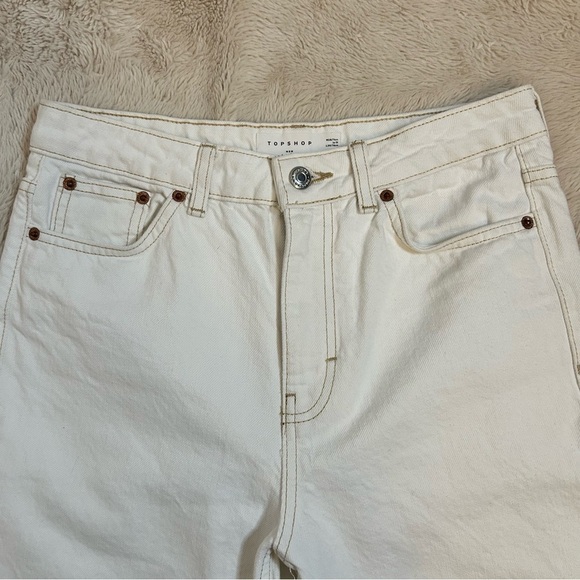 Top Shop | White High Rise Denim 5 pocket, beige stitching Mom Jean Size 28 - Picture 6 of 14